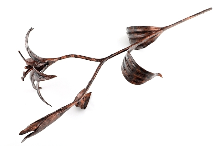 Кованая лилия 