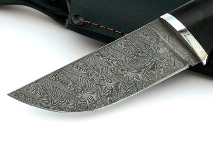Нож Барсук (дамаск, чёрный граб)
