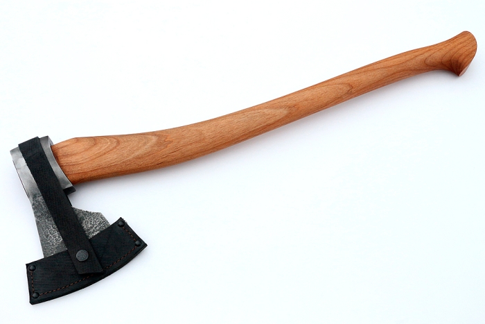 Топор Таёжный (сплав УГЛЕРОД+ХВГ, рукоять - американская ольха)