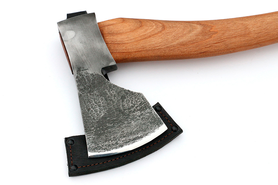 Топор Таёжный (сплав УГЛЕРОД+ХВГ, рукоять - американская ольха)