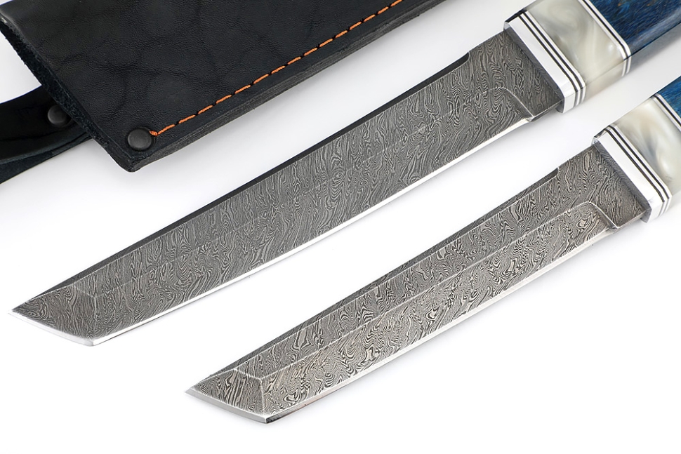 Комплект из 2 ножей Самурай дамаск рукоять вставка акрил белый, карельская береза синяя