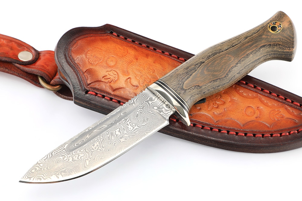 Нож Малыш (нержавеющий дамаск, стабилизированный ясень, формованные ножны)