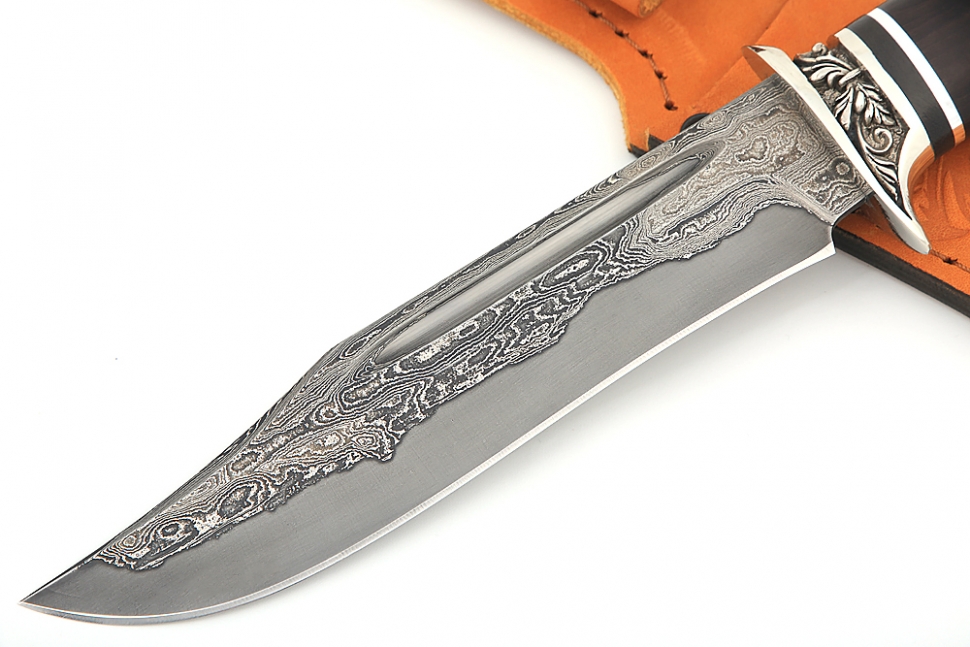 Нож Атака (ламинат - 9ХС и дамаск с никелем, рукоять чёрный граб, гарда из мельхиора)