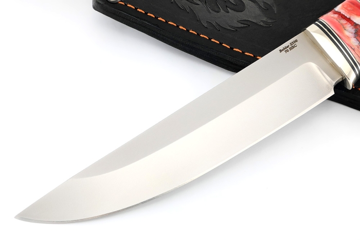 Нож Стрела (S390, вставка зуб мамонта красный, кап клена синий)