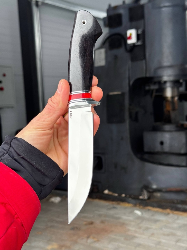 Нож Хантер AUS-8 чёрный граб вставка акрил красный