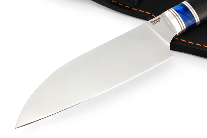 Кухонный нож Сантоку малый кованая сталь 95x18 рукоять вставка акрил синий, черный граб