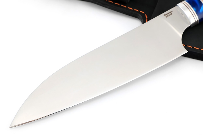 Кухонный нож Сантоку средний кованая сталь 95x18 рукоять вставка акрил синий, черный граб