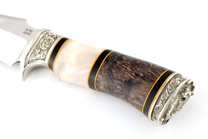 Нож Легион (порошковая сталь М390, рукоять наборная композит - стабилизированная карельская берёза - мельхиор)