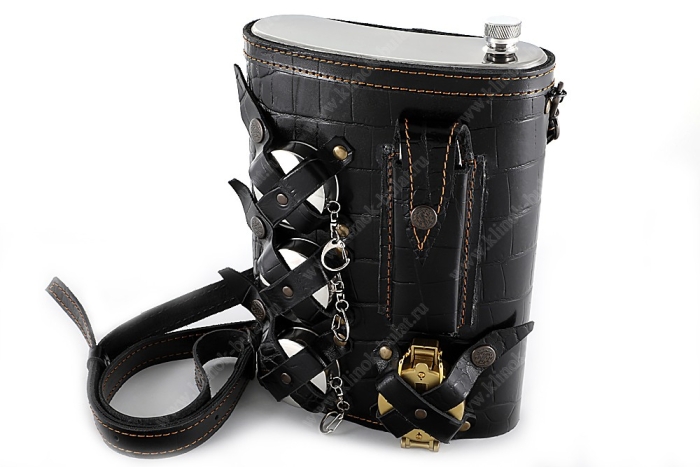 Фляжка походная 2 литра (вариант с компасом)