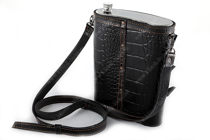 Фляжка походная 2 литра (вариант с компасом)