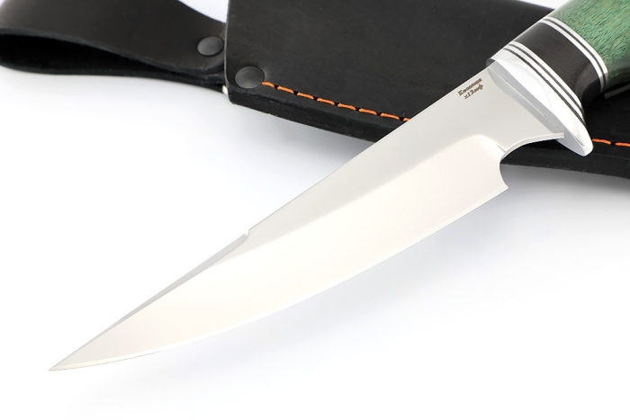 Нож Комар (х12МФ, вставка черный граб, карельская берёза зеленая)