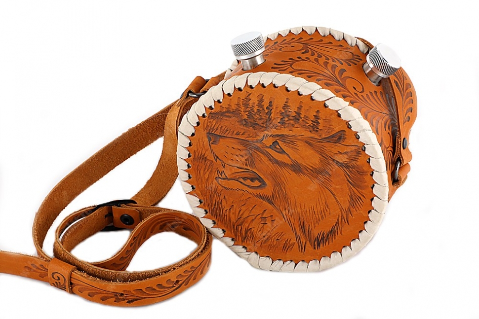 Фляжка круглая 1 литр (двойная) из нержавеющей стали в чехле из рыжей кожи (выжигание на коже)