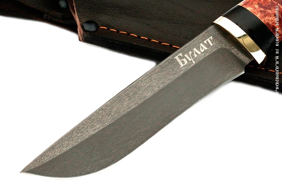 Нож Соболь (булат, карельская берёза)