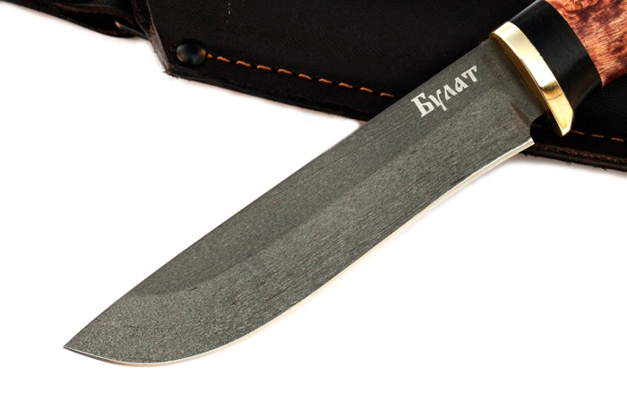 Нож Сокол (булат, карельская берёза)