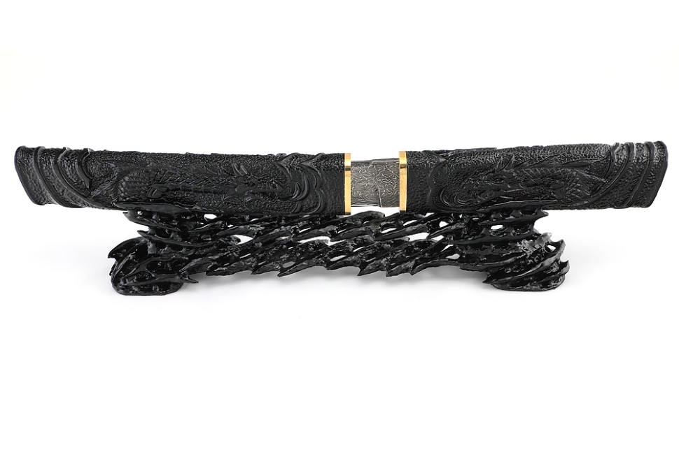 Нож Самурай (дамаск торцевой, черный граб, деревянные ножны, резьба ручной работы) на подставке