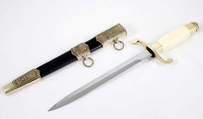 Кортик офицерский НВМУ (НАХИМОВСКОЕ ВОЕННО-МОРСКОЕ УЧИЛИЩЕ)