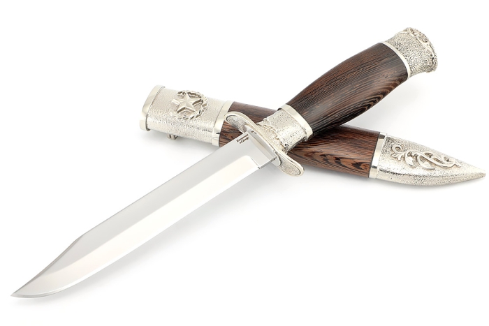 Нож разведчика НР-40 сталь кованая Х12МФ мельхиор, деревянные ножны венге