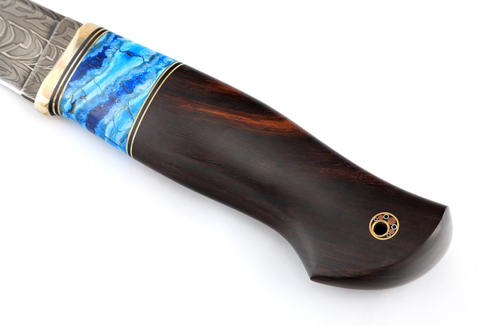 Эксклюзивный нож Стрела (дамаск торцевой, рукоять зуб мамонта, айронвуд) формованные ножны