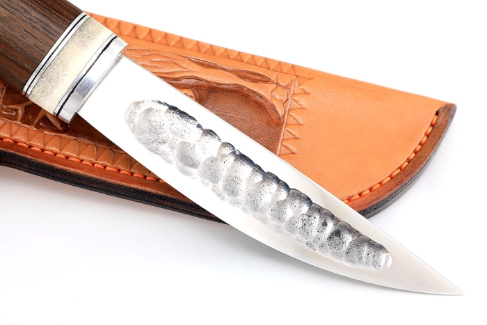 Нож Северный №1 (х12МФ, кованый дол, термоясень, вставка кость) формованные ножны