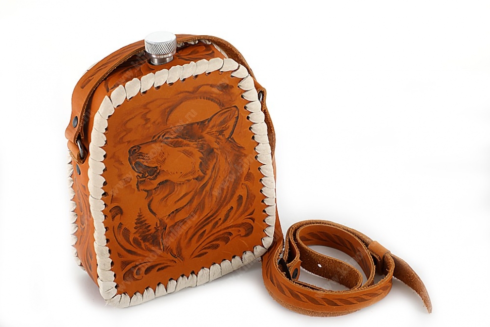 Фляжка пирамида 0,7 литра из нержавеющей стали в чехле из рыжей кожи (выжигание на коже)