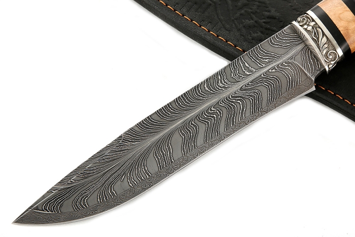 Нож Таран (торцевой дамаск с никелем - перо, рукоять наборная стабилизированная карельская берёза - мельхиор)