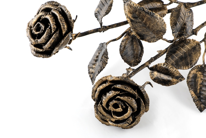 Кованые розы - Ритуальная композиция (ручная ковка)