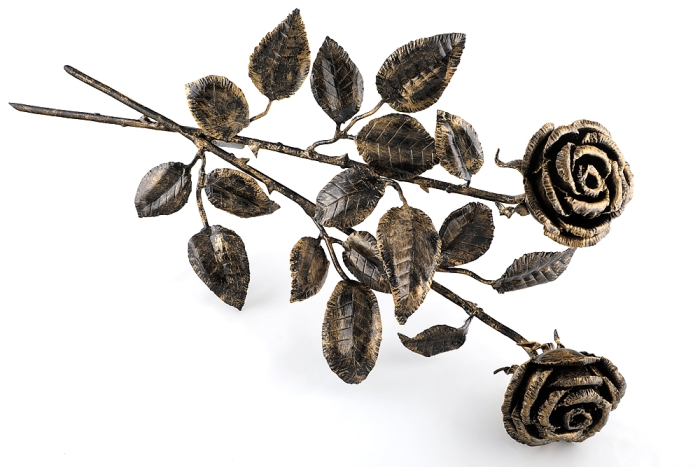 Кованые розы - Ритуальная композиция (ручная ковка)