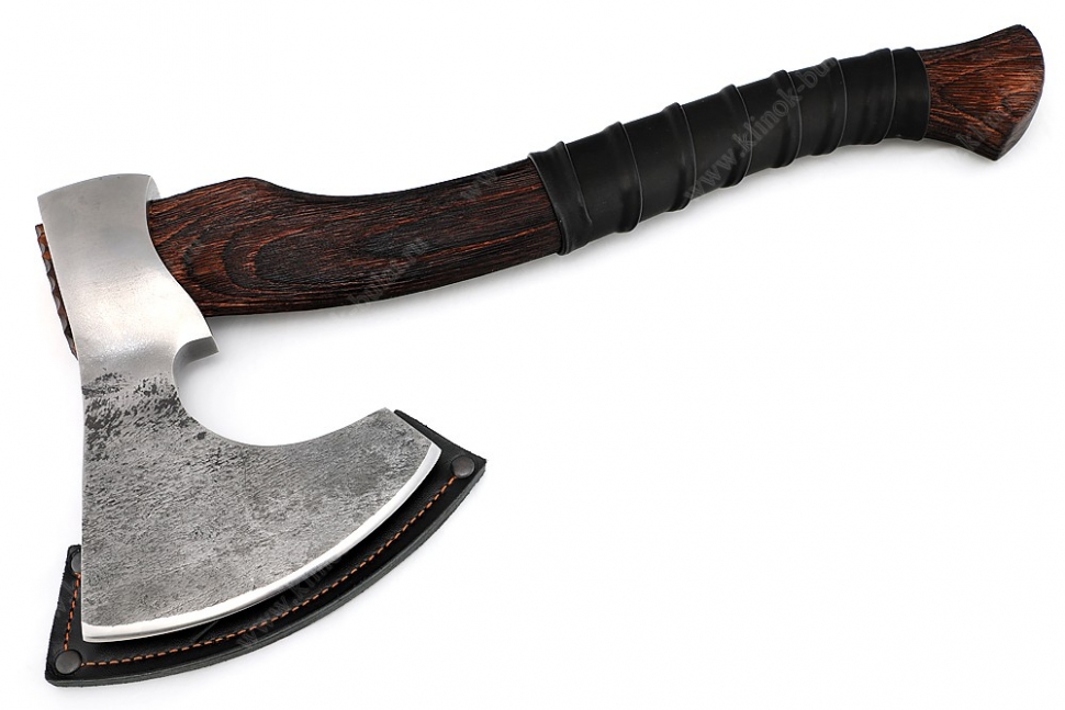 Топор Путник (9ХС, рукоять искусственно состаренный ясень, тонировка, кожа)