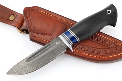 Нож Малыш (булат, рукоять вставка акрил синий, черный граб) формованные ножны