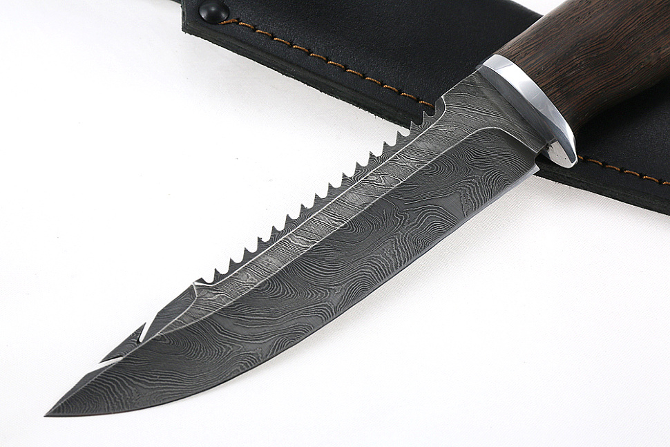 Нож Судак большой (дамаск, венге)