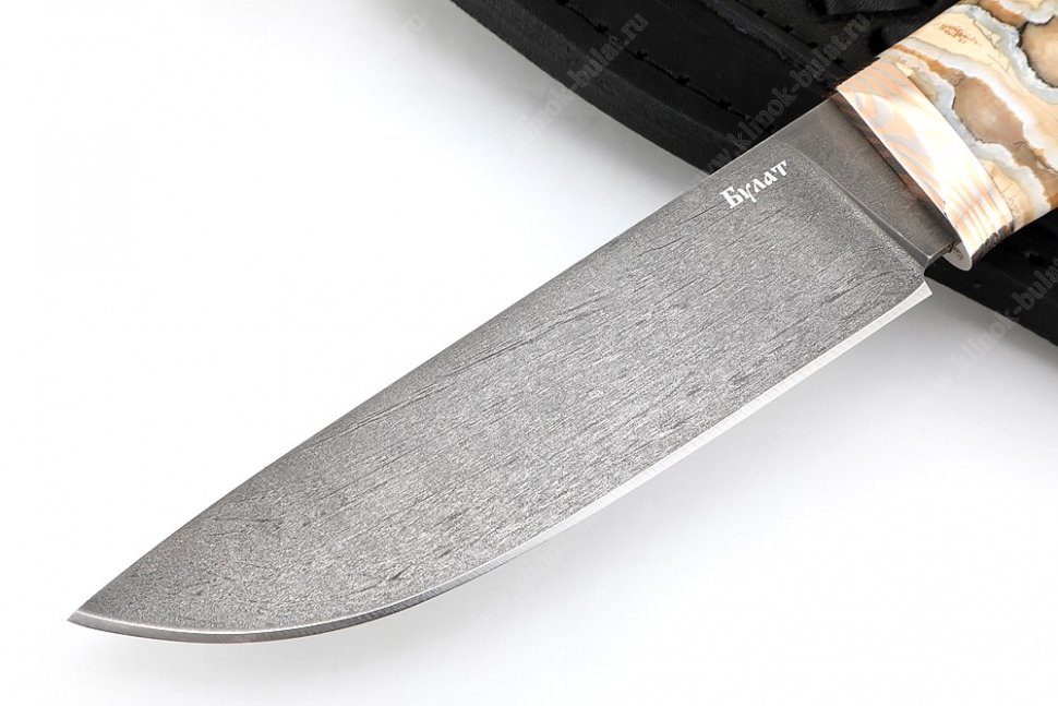 Нож Рысь (булат, стабилизированный зуб мамонта, мокумэ-ганэ, айронвуд)