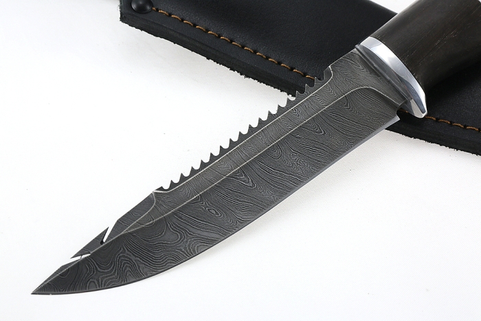 Нож Судак большой (дамаск, карельская берёза)