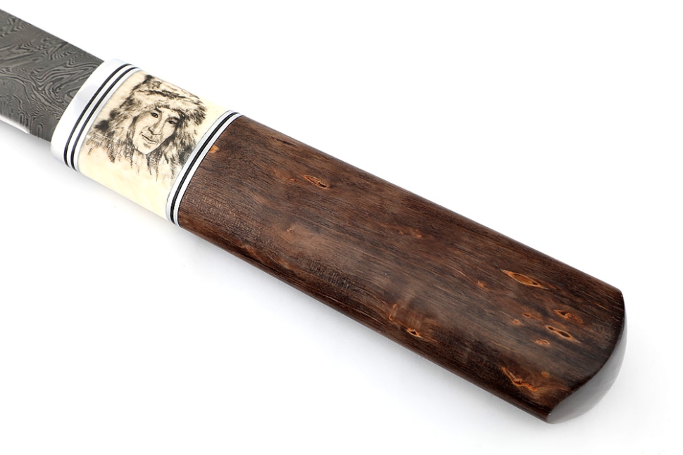 Нож Северный №4 сталь дамаск кованый дол, рукоять вставка клык моржа (скримшоу) карельская береза коричневая