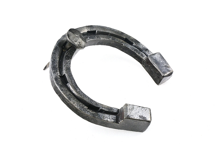 Кованая подкова (ручная работа)