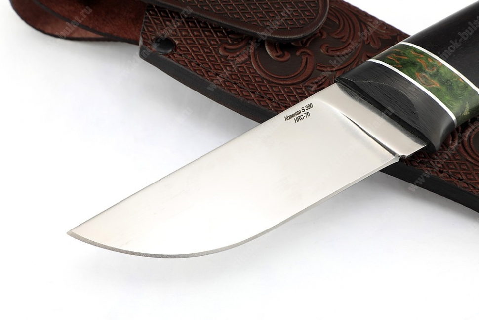 Нож Барсук (S390, гарда карбон, зелёная карельская берёза, чёрный граб, мозаичные пины)