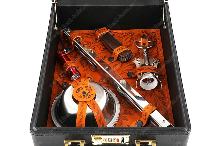 Подарочный набор в дипломате Дорожный