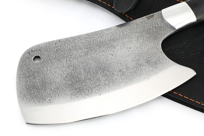 Топорик охотничий (сталь 95х18 со следами ковки, рукоять - чёрный граб с дюралью) цельнометаллический