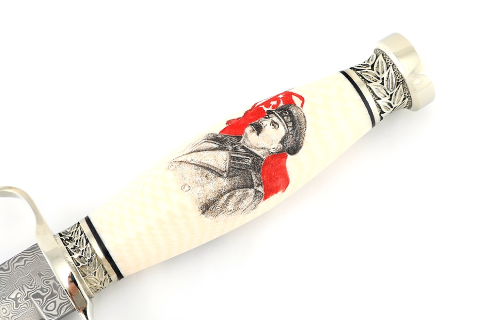 Нож Классика дамаск нержавеющий, мельхиор, элфорин (скримшоу) формованные ножны