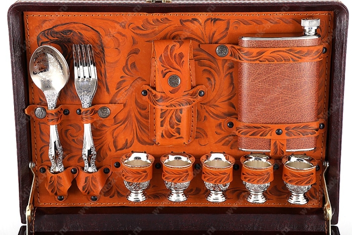 Подарочный набор в дипломате Престиж