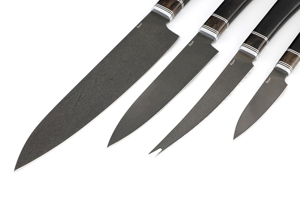 Набор кухонных ножей из булата на подставке (4 шефа)