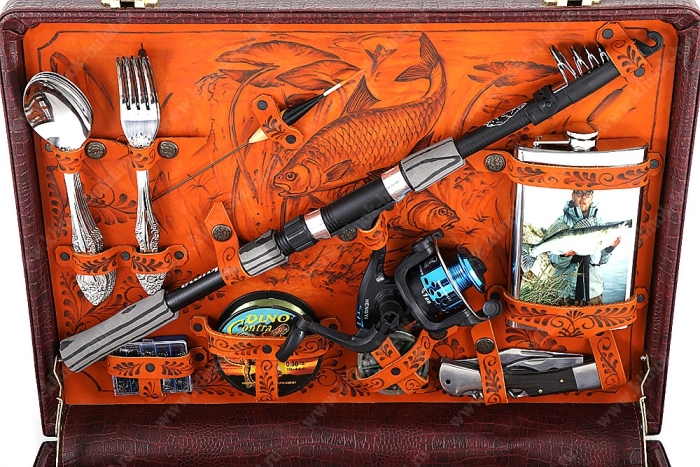 Подарочный набор в дипломате Рыбацкий