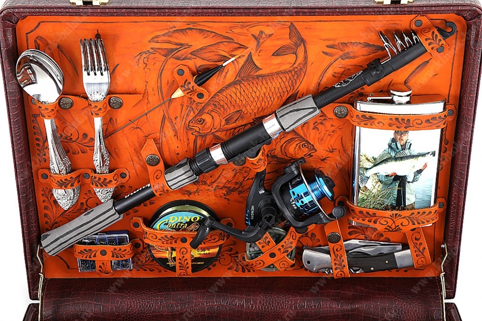 Подарочный набор в дипломате Рыбацкий