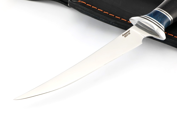 Нож Филейный малый (узкий, 95Х18, карельская береза синяя, черный граб)