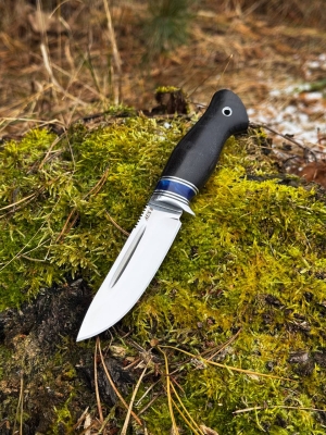 Нож Малыш AUS-8 черный граб вставка акрил синий