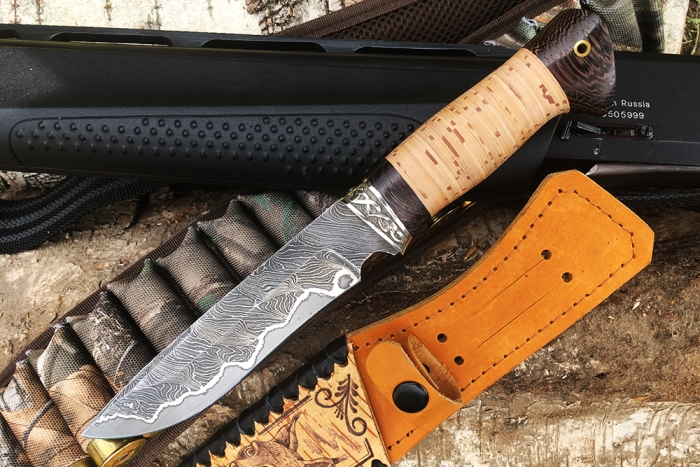 Нож Флагман (ламинат - 9ХС и дамаск с никелем, рукоять береста, гарда мельхиор)