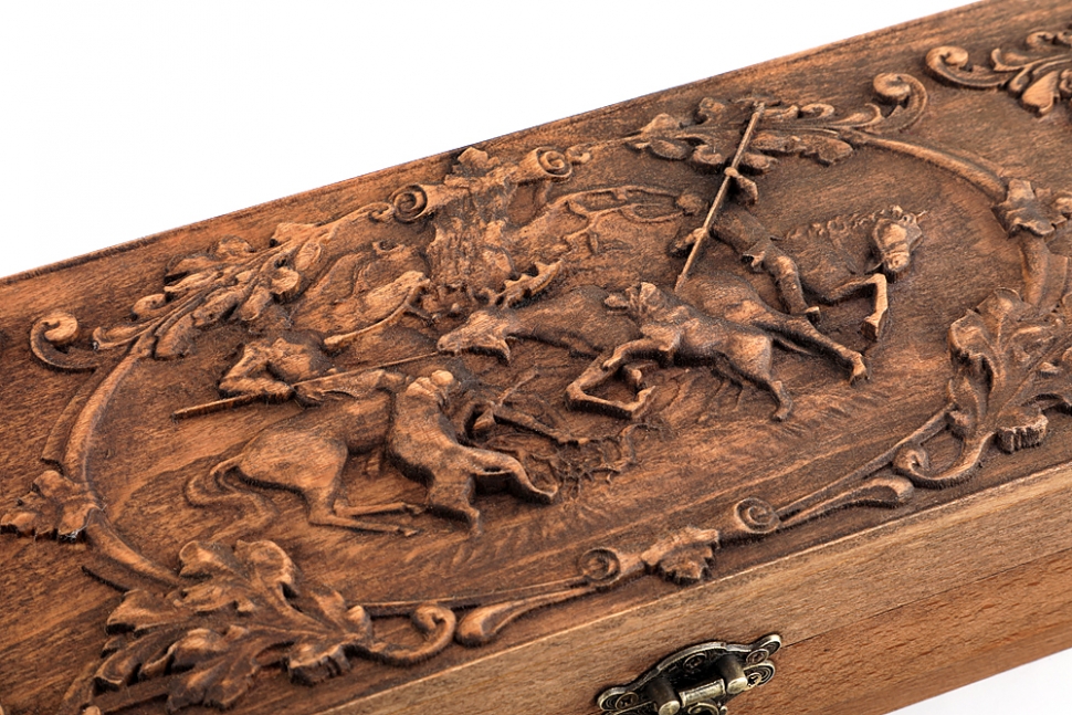 Футляр для ножа №3 (дерево - бук) охота на лося