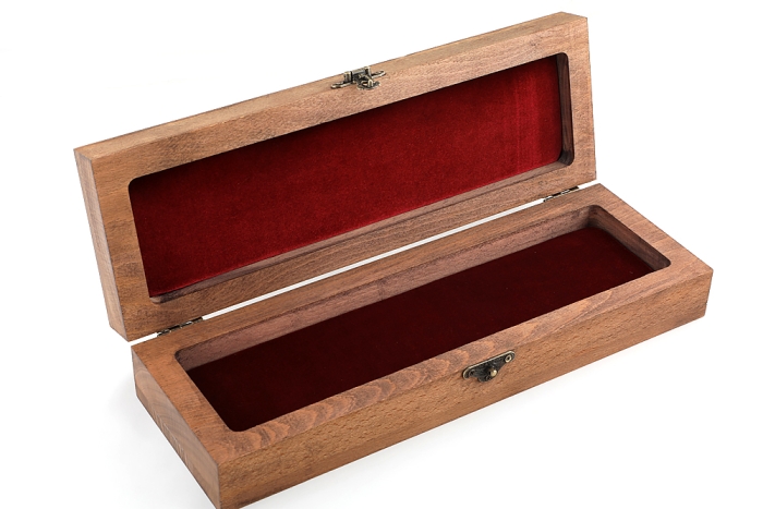 Футляр для ножа №3 (дерево - бук) охота на лося