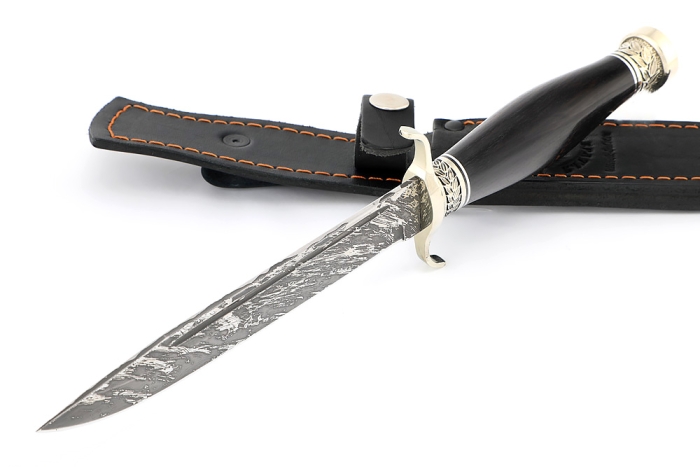 Нож Классика (D2, чёрный граб - мельхиор)