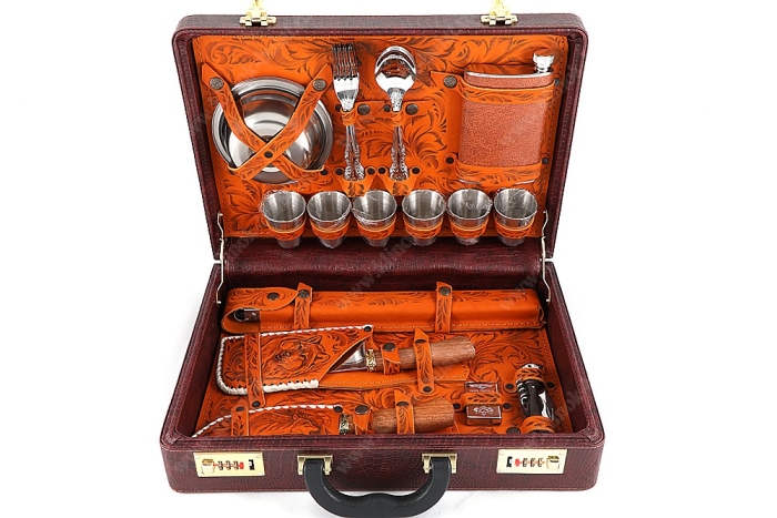 Подарочный набор в дипломате Турист-1