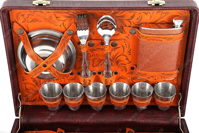 Подарочный набор в дипломате Турист-1